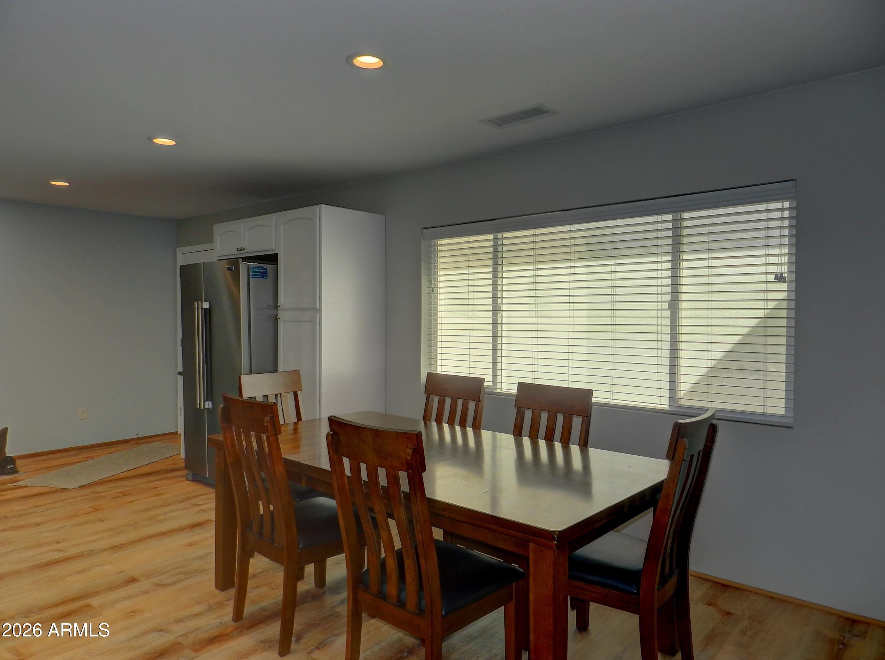 3960 East Lake Shore Drive Rimrock, AZ 86335 - Photo 5 of 32 Dining