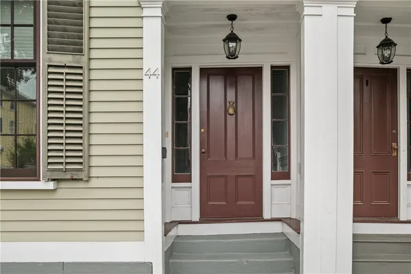 $850,000 | 44 Bradford Street, Unit 49, Bristol, RI 02809