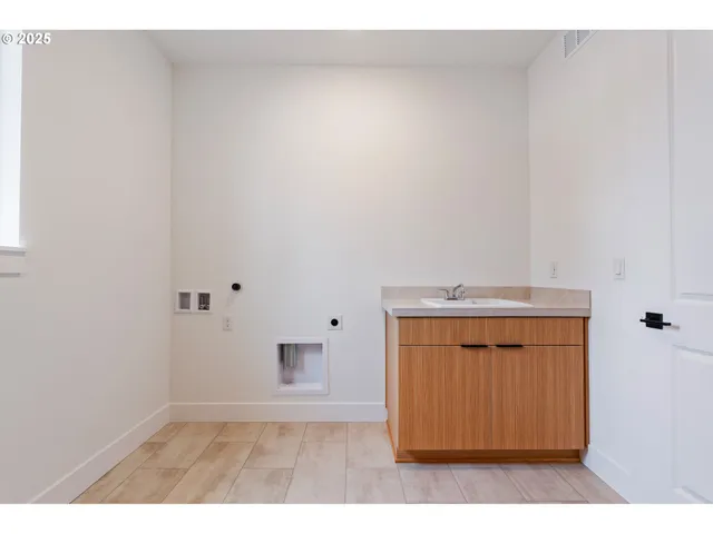 $1,124,000 | 2679 North 49th Avenue, Unit LOT 120, Camas, WA 98607