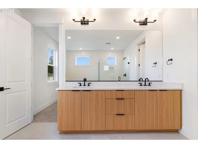 $1,124,000 | 2679 North 49th Avenue, Unit LOT 120, Camas, WA 98607