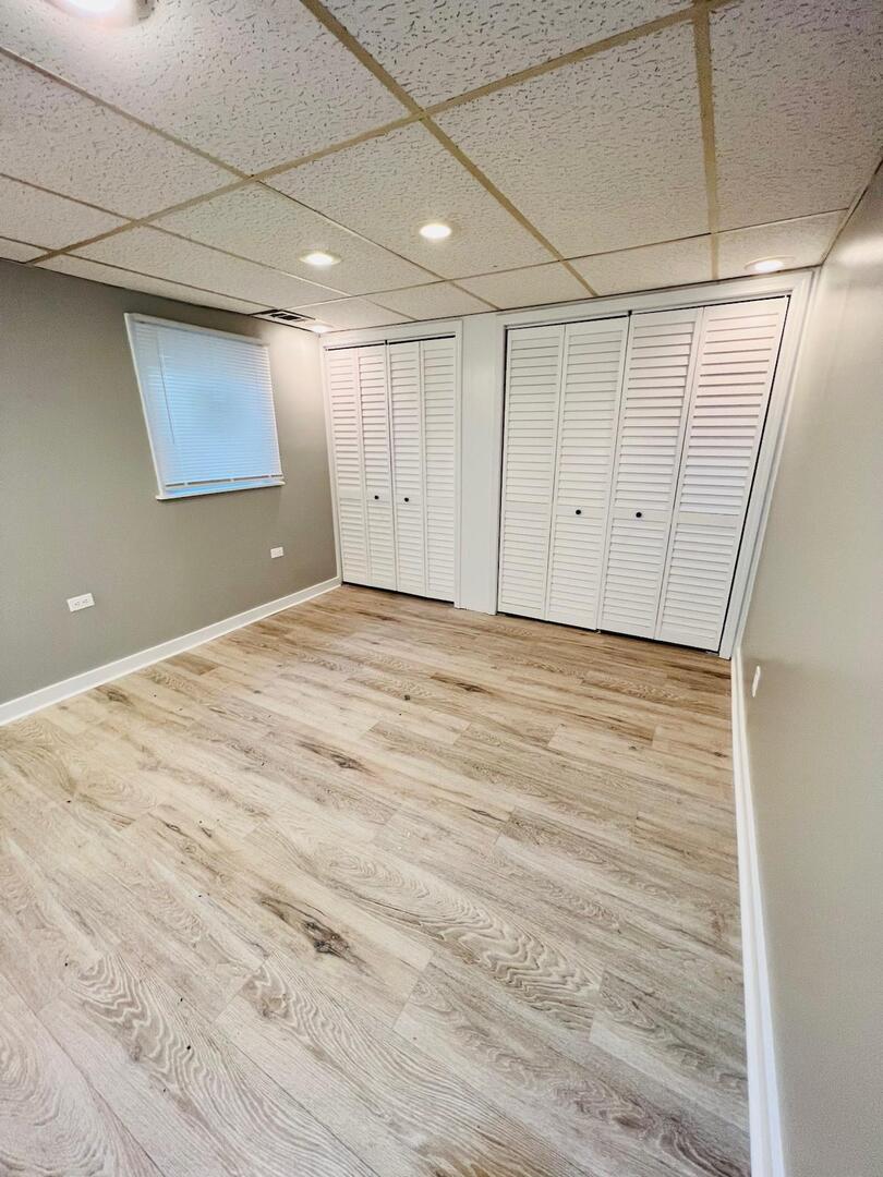 2021 Farnham Court Schaumburg, IL 60169 - Photo 15 of 16 a view of an empty room