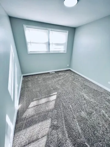 $2,700 | 2021 Farnham Court, Schaumburg, IL 60169