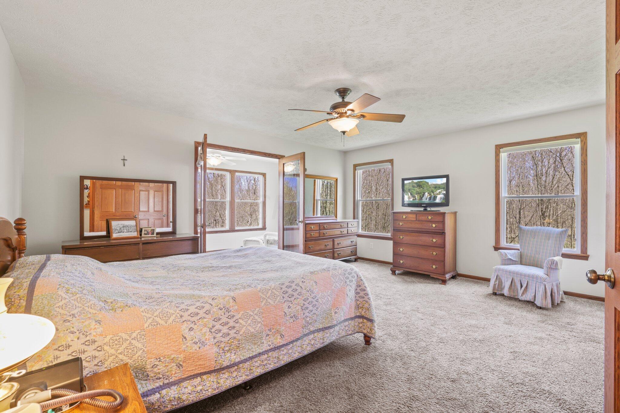 2163 Kerr Road Lucas, OH 44843 - Photo 27 of 64 Owner's Suite