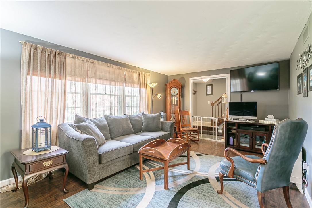 342 Boston Road Ontario, NY 14519 - Photo 15 of 43