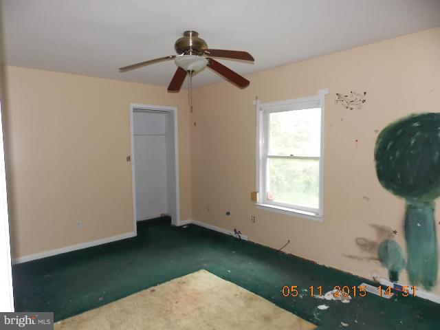 15745 Pratt Road Ridge, MD 20680 - Photo 9 of 12 a very nice looking room with a window