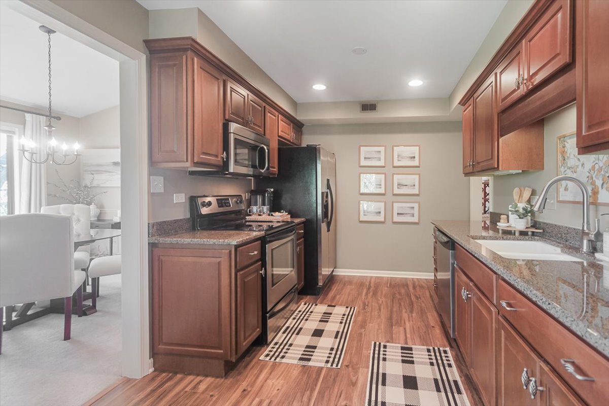 170 A Timber Ridge Lane, Unit A Lake Barrington, IL 60010 - Photo 9 of 26 Gallery Image 9