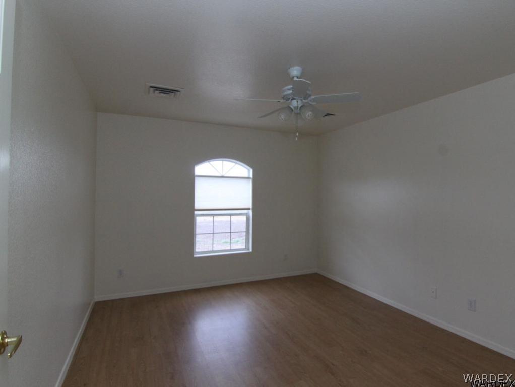 2010 East Cactus Wren Road Kingman, AZ 86409 - Photo 20 of 34 Bedroom 2