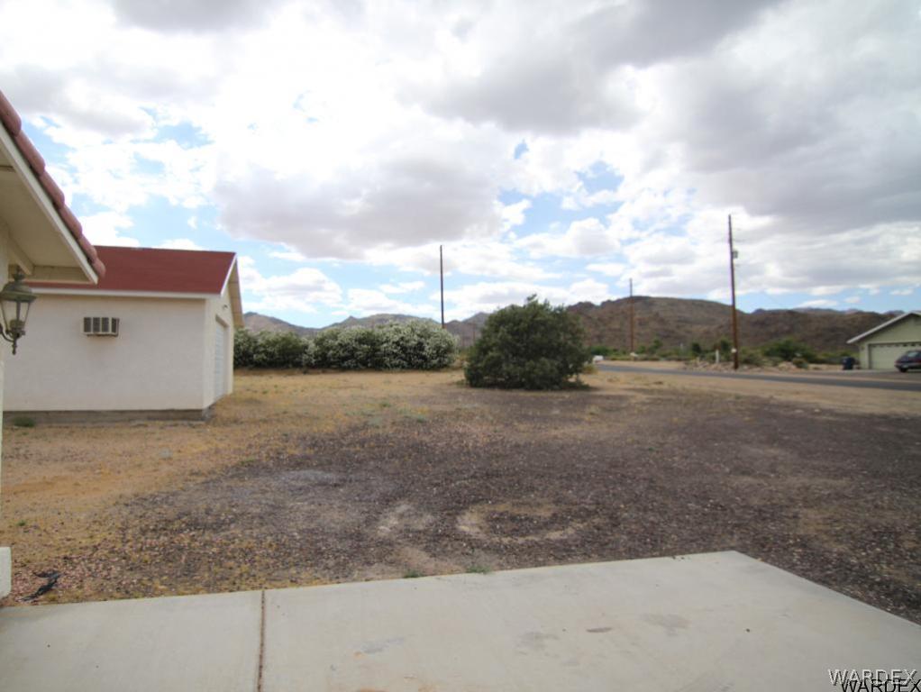 2010 East Cactus Wren Road Kingman, AZ 86409 - Photo 26 of 34 Rear