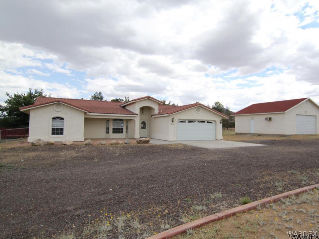 2010 East Cactus Wren Road Kingman, AZ 86409 - Photo 4 of 34