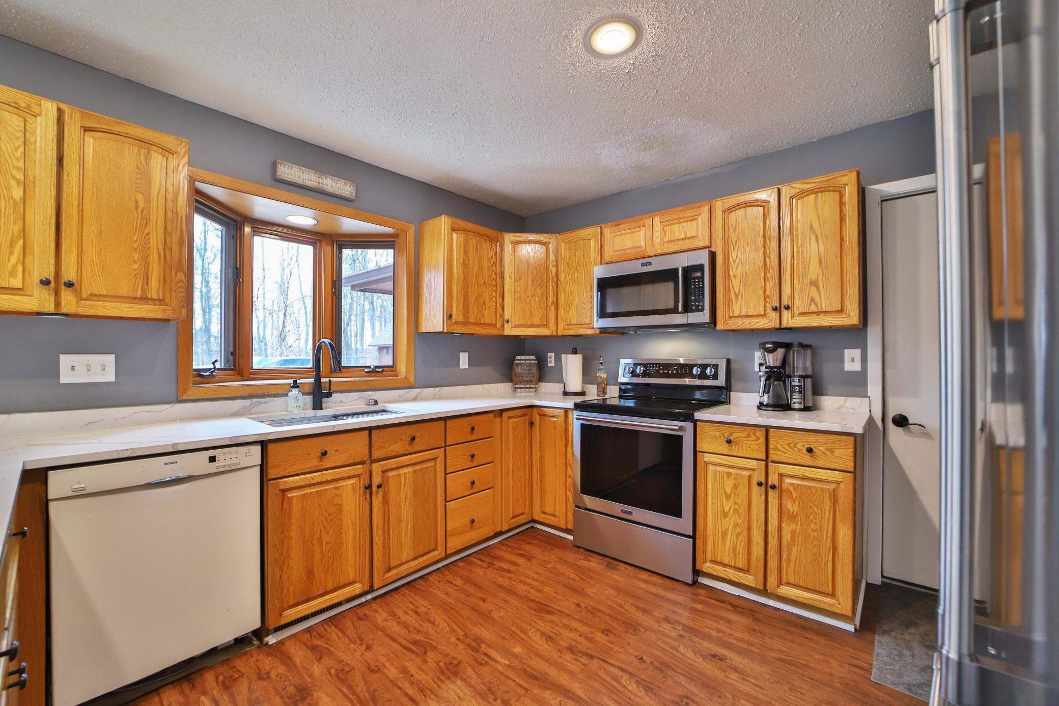 4738 Timber Oaks Road Pequot Lakes, MN 56472 - Photo 4 of 45