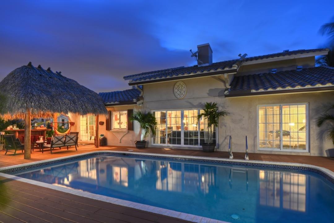 532 Southwest 15th Road Boca Raton, FL 33432 - Photo 21 of 61 Pool & Tiki Hut