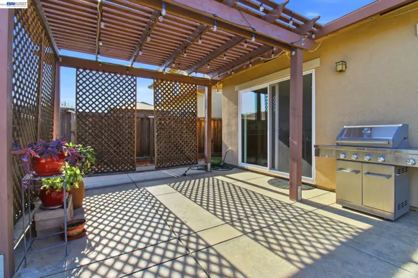 $819,950 | 868 North San Remo Lane, Mountain House, CA 95391