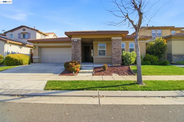 $819,950 | 868 North San Remo Lane, Mountain House, CA 95391