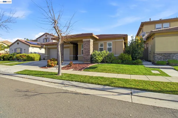 $819,950 | 868 North San Remo Lane, Mountain House, CA 95391