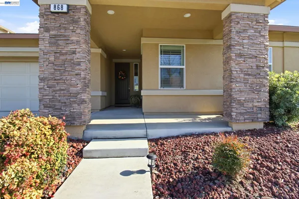 $819,950 | 868 North San Remo Lane, Mountain House, CA 95391