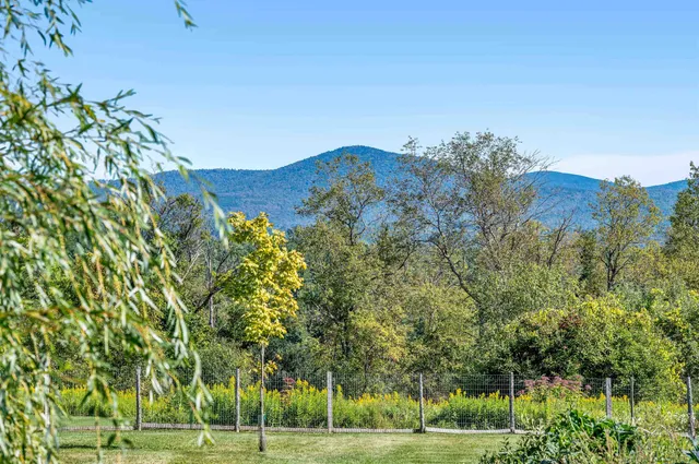 $594,000 | 174 Coburn Road, East Montpelier, VT 05651