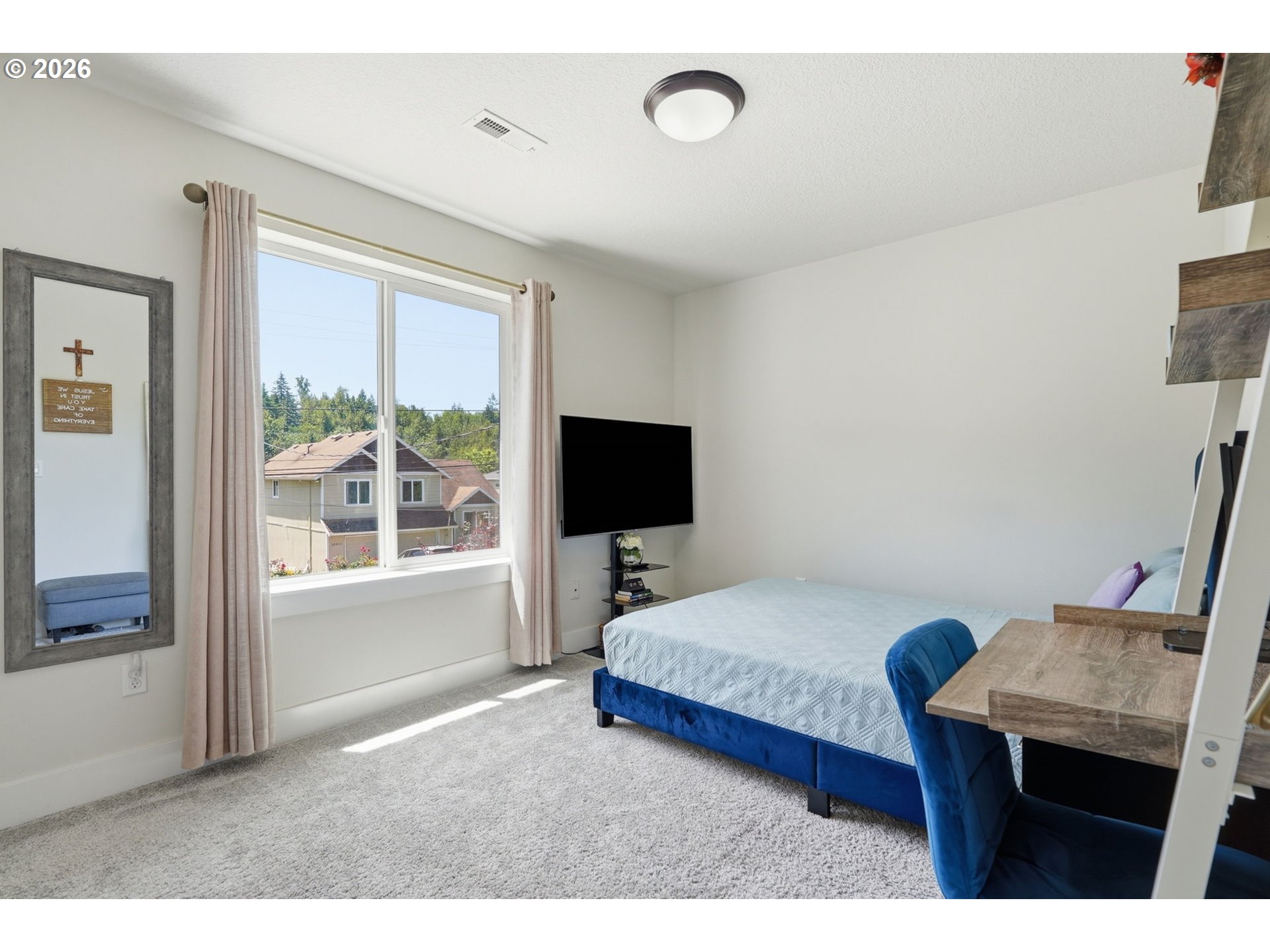 10045 Southeast Clinton Street Portland, OR 97266 - Photo 16 of 28