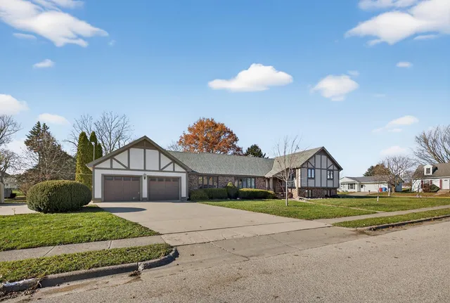 $480,000 | 75 Wilson Street, Lewiston, MN 55952