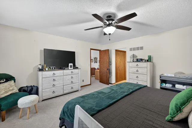 $480,000 | 75 Wilson Street, Lewiston, MN 55952