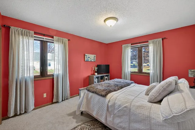 $480,000 | 75 Wilson Street, Lewiston, MN 55952