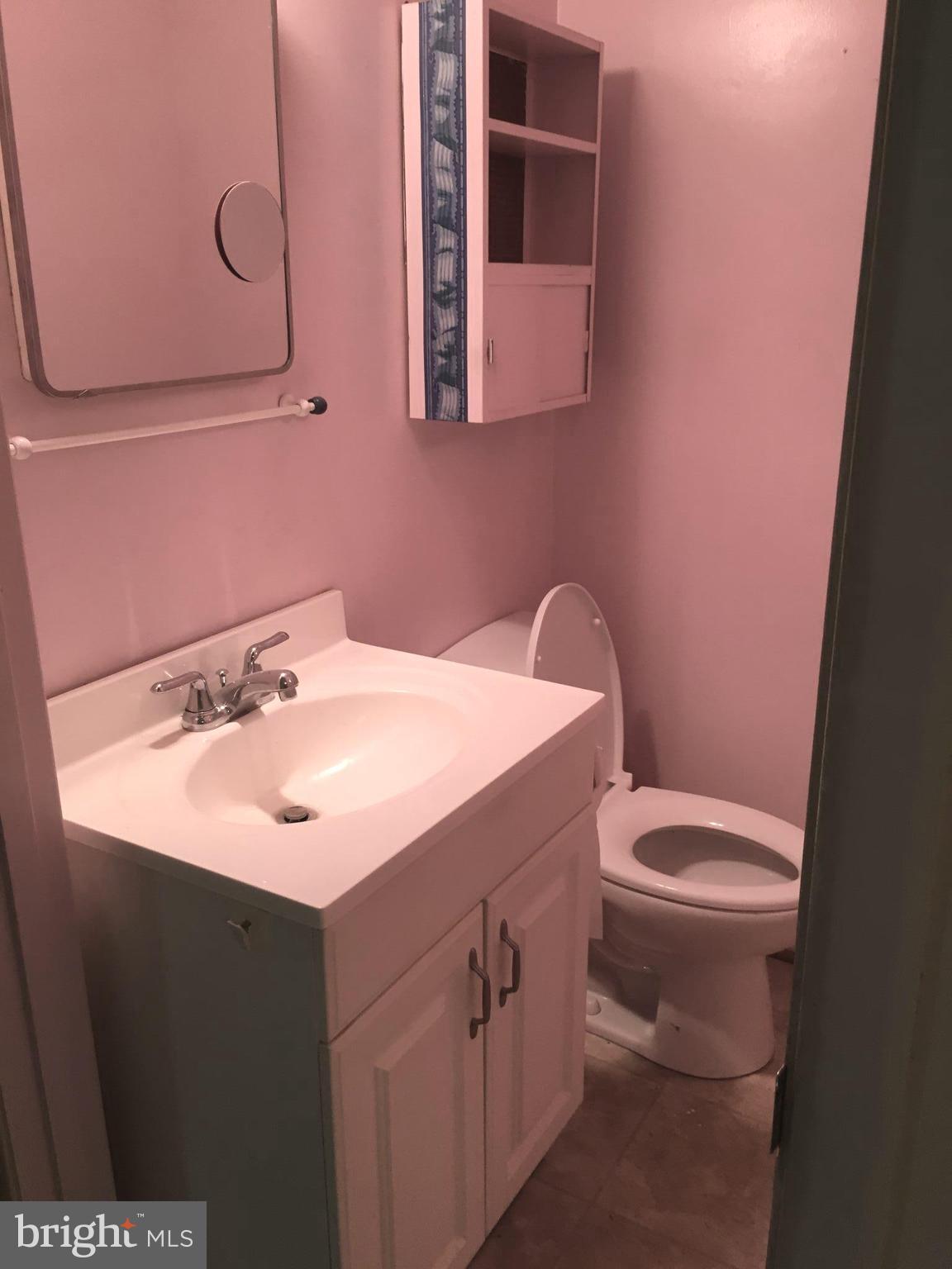 111 Walgrove Road Reisterstown, MD 21136 - Photo 6 of 14 Bath