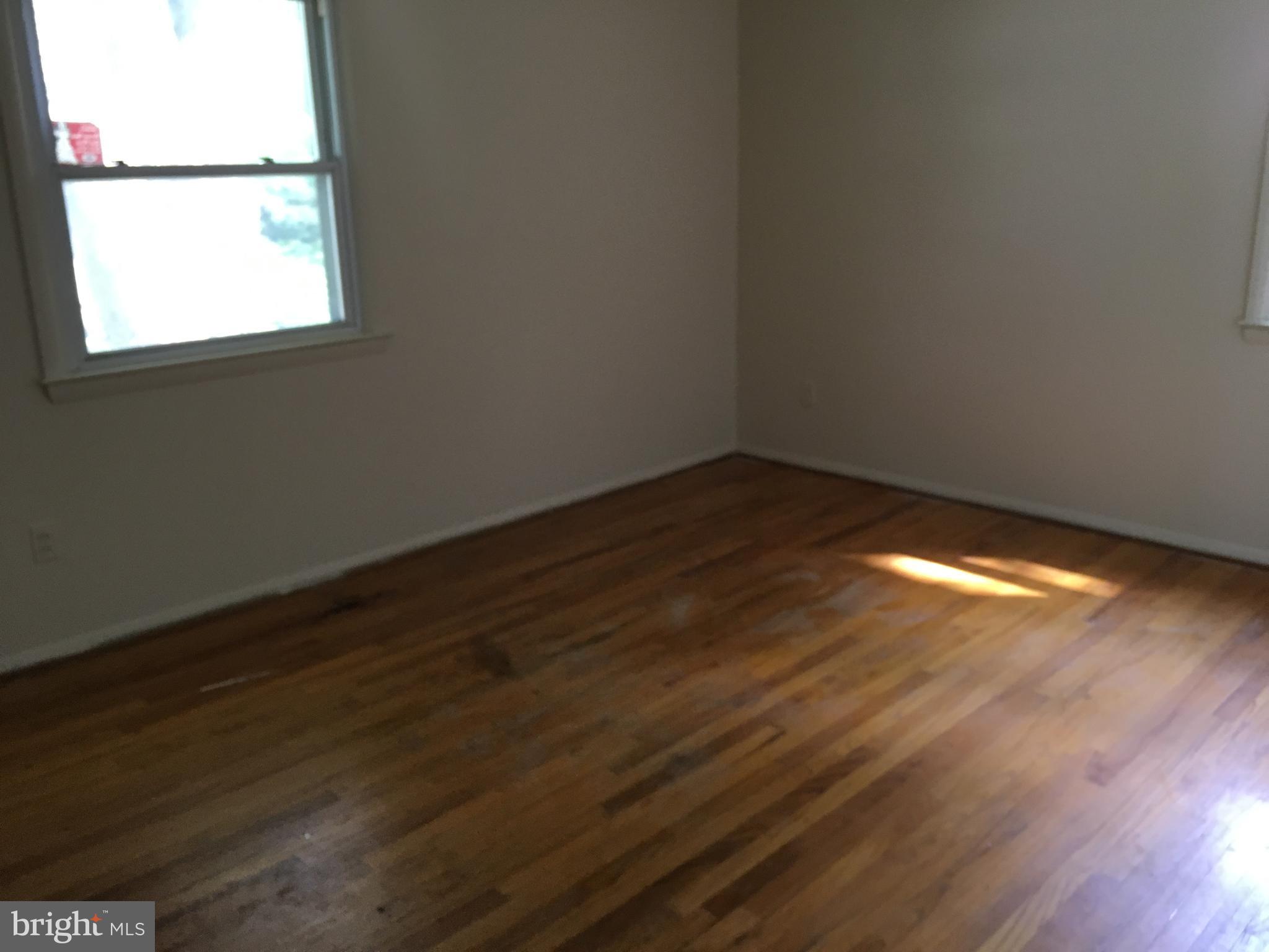 111 Walgrove Road Reisterstown, MD 21136 - Photo 8 of 14 Bedroom (Master)