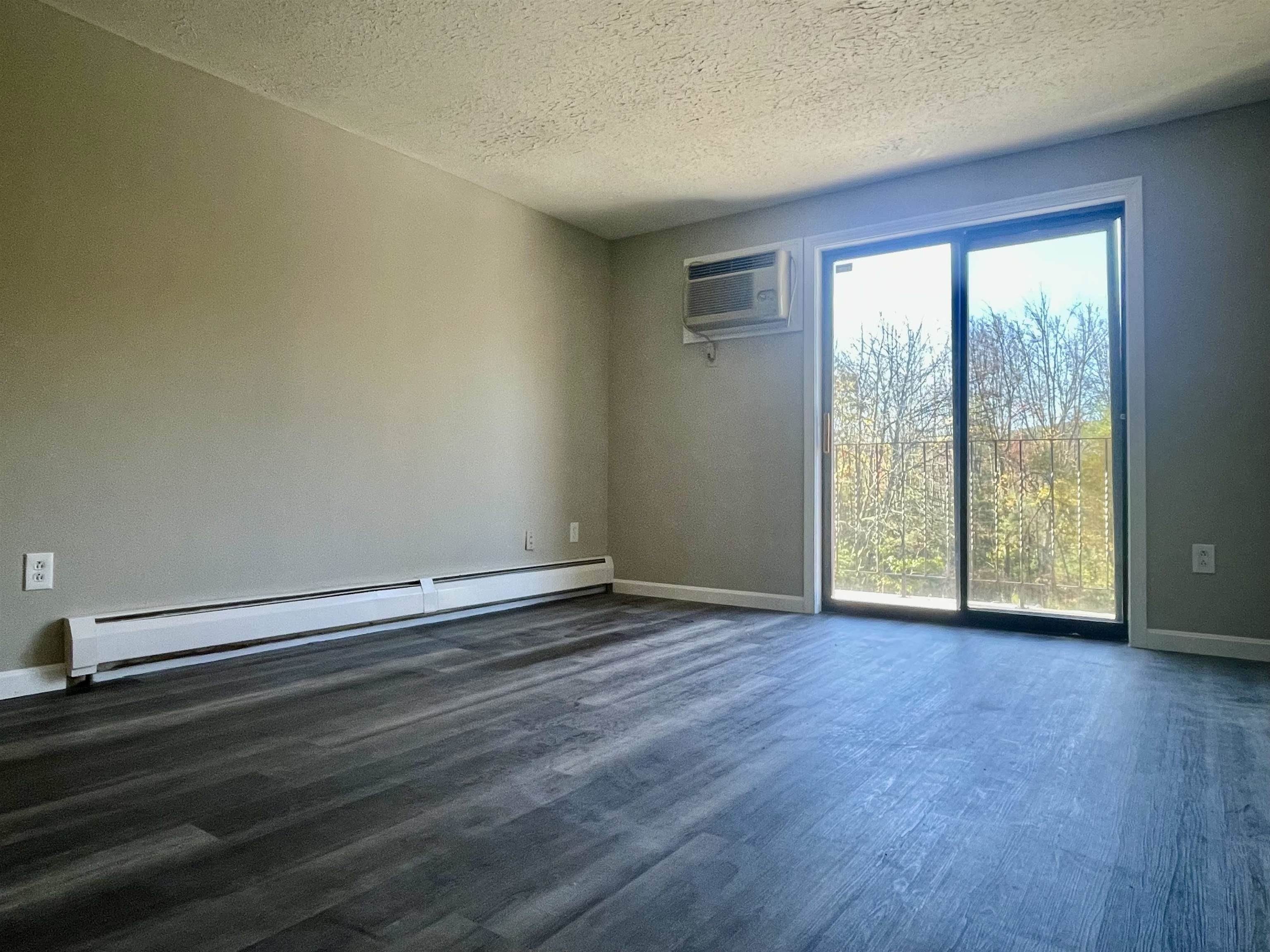 1265 Bodwell Road, Unit 13 Manchester, NH 03109 - Photo 4 of 10