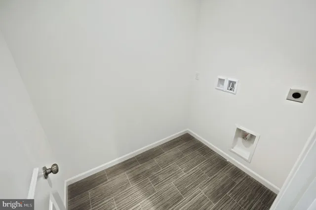 $327,300 | 7863 Briarwood Drive, Harrisburg, PA 17112