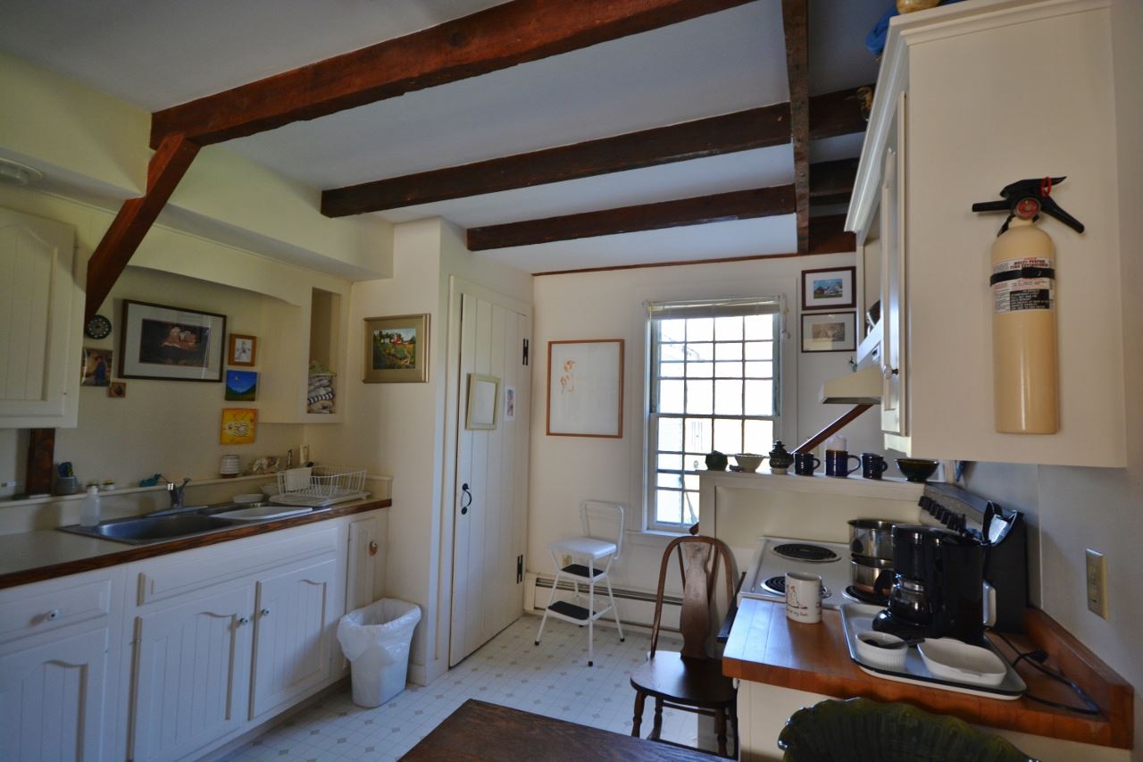 36 Harding Place Pomfret, VT 05091 - Photo 10 of 21