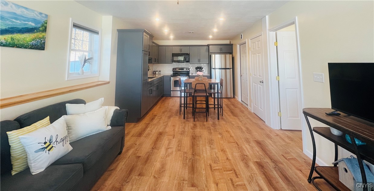 4360 Vinegar Hill Road Skaneateles, NY 13152 - Photo 3 of 15