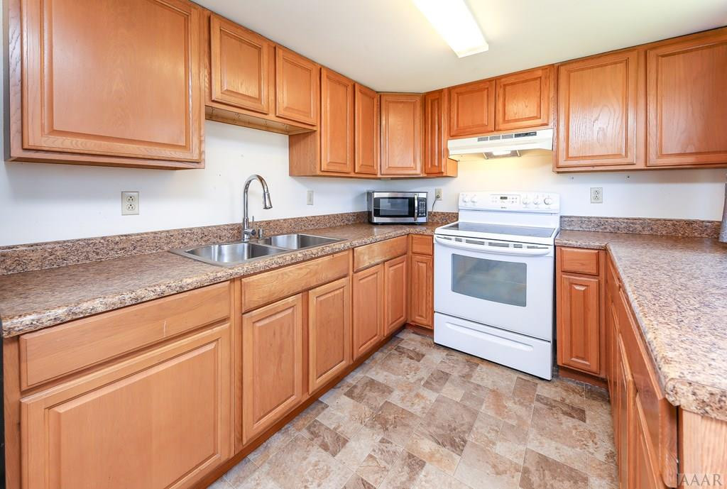 842 South Sandy Hook Road Shiloh, NC 27974 - Photo 7 of 30