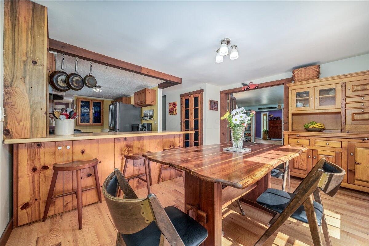37000 Kingsbury Road Pomeroy, OH 45769 - Photo 22 of 69 dining room