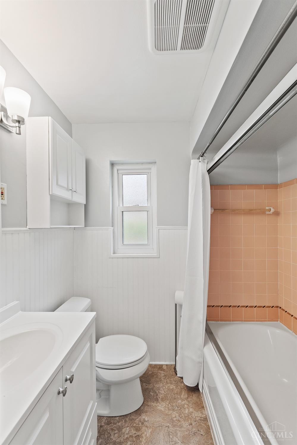 4108 Simpson Avenue Cincinnati, OH 45227 - Photo 7 of 15 Gallery Image 7