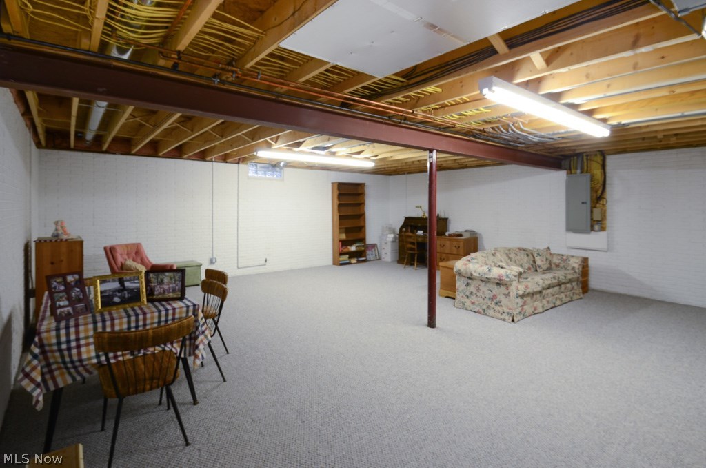 3393 Walter Road North Olmsted, OH 44070 - Photo 30 of 35 Gallery Image 30