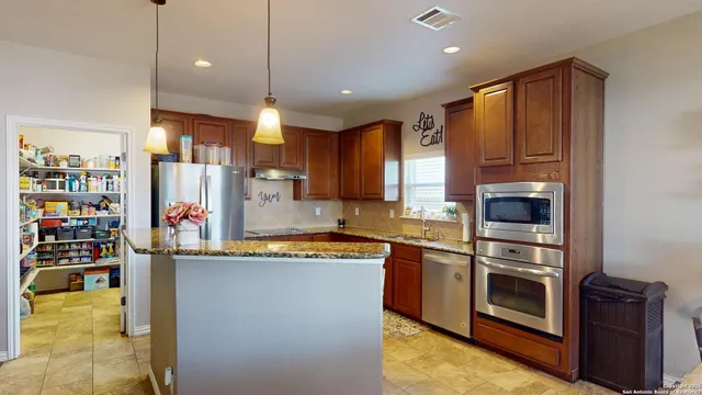 $426,900 | 522 Baltustrol Drive, Cibolo, TX 78108