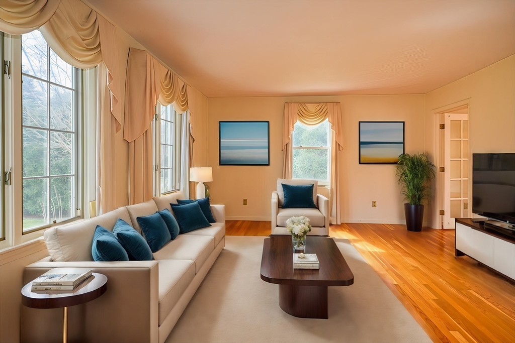 114 Madison Road Northborough, MA 01532 - Photo 10 of 33 Gallery Image 10