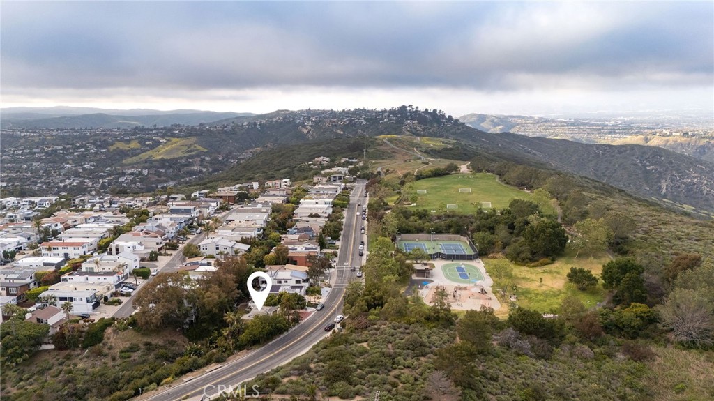 865 Balboa Avenue Laguna Beach, CA 92651 - Photo 41 of 60 an aerial view of residential houses with outdoor space