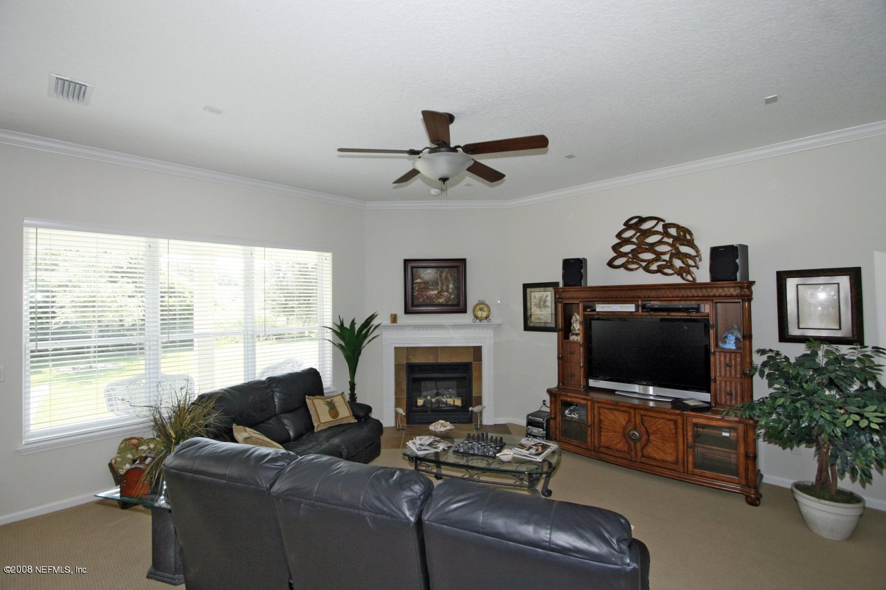 1126 Overdale Road St. Augustine, FL 32080 - Photo 2 of 14 Family Room