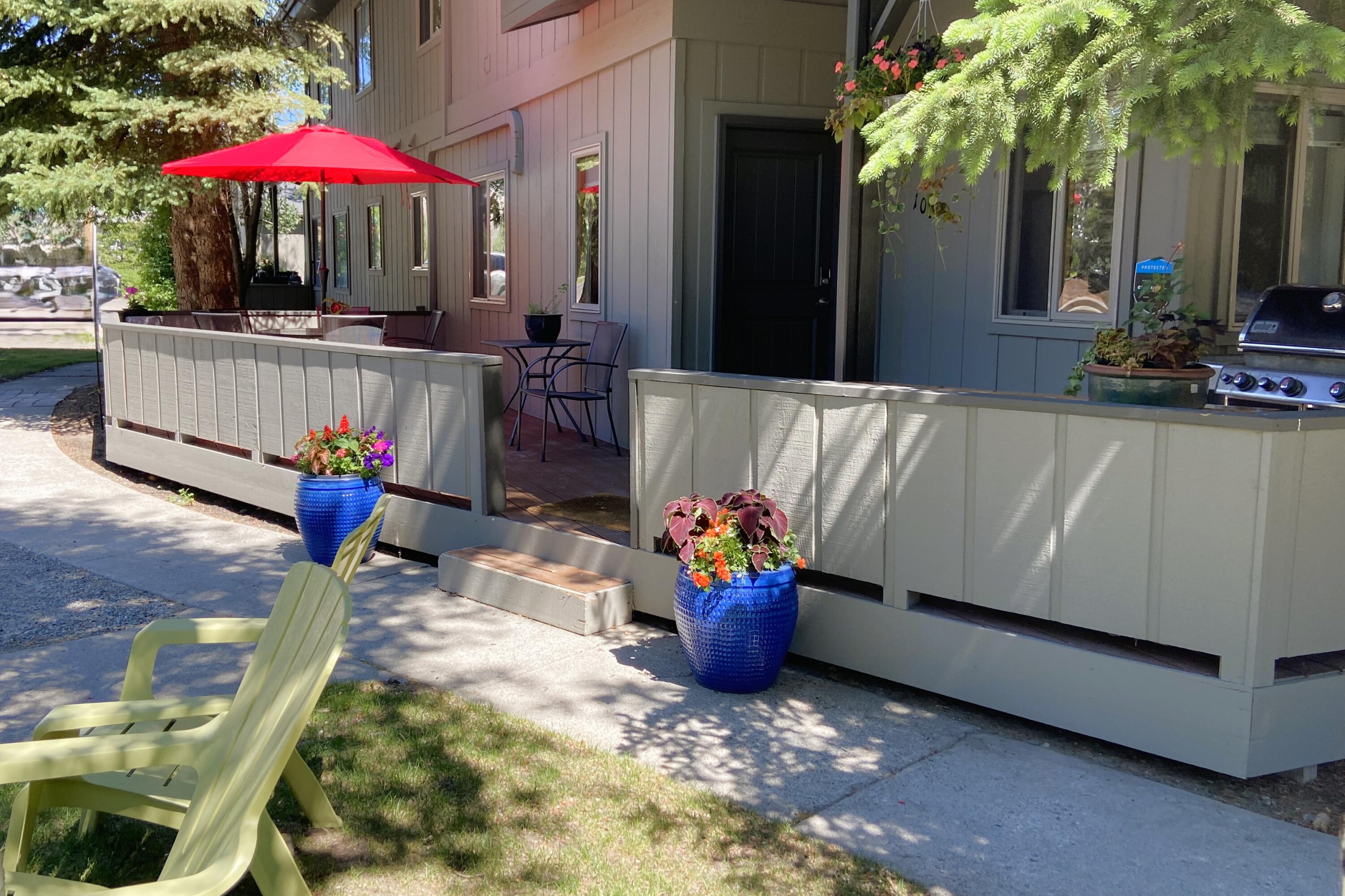 100 Pinewood Lane, Unit 100 Ketchum, ID 83340 - Photo 2 of 16 Quiet Pinewood Setting