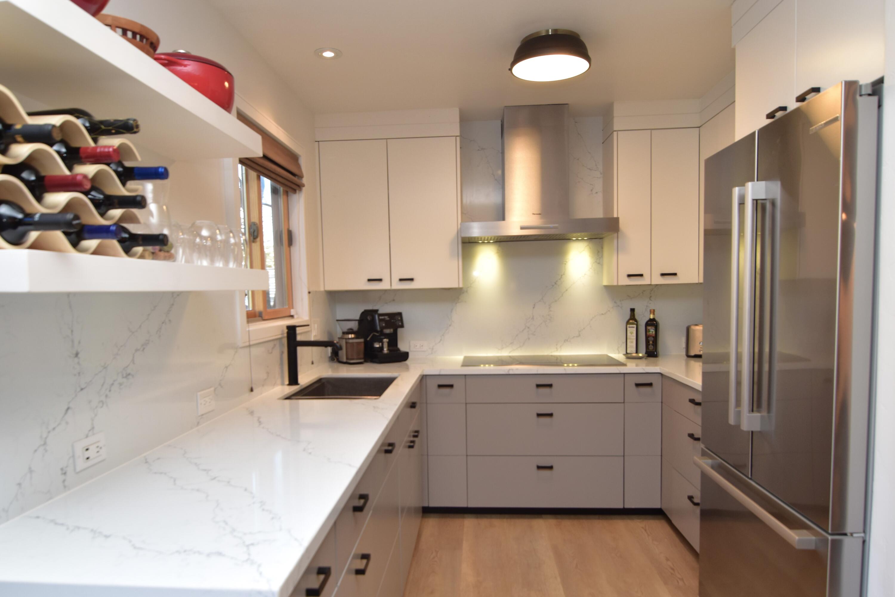 100 Pinewood Lane, Unit 100 Ketchum, ID 83340 - Photo 5 of 16 Kitchen