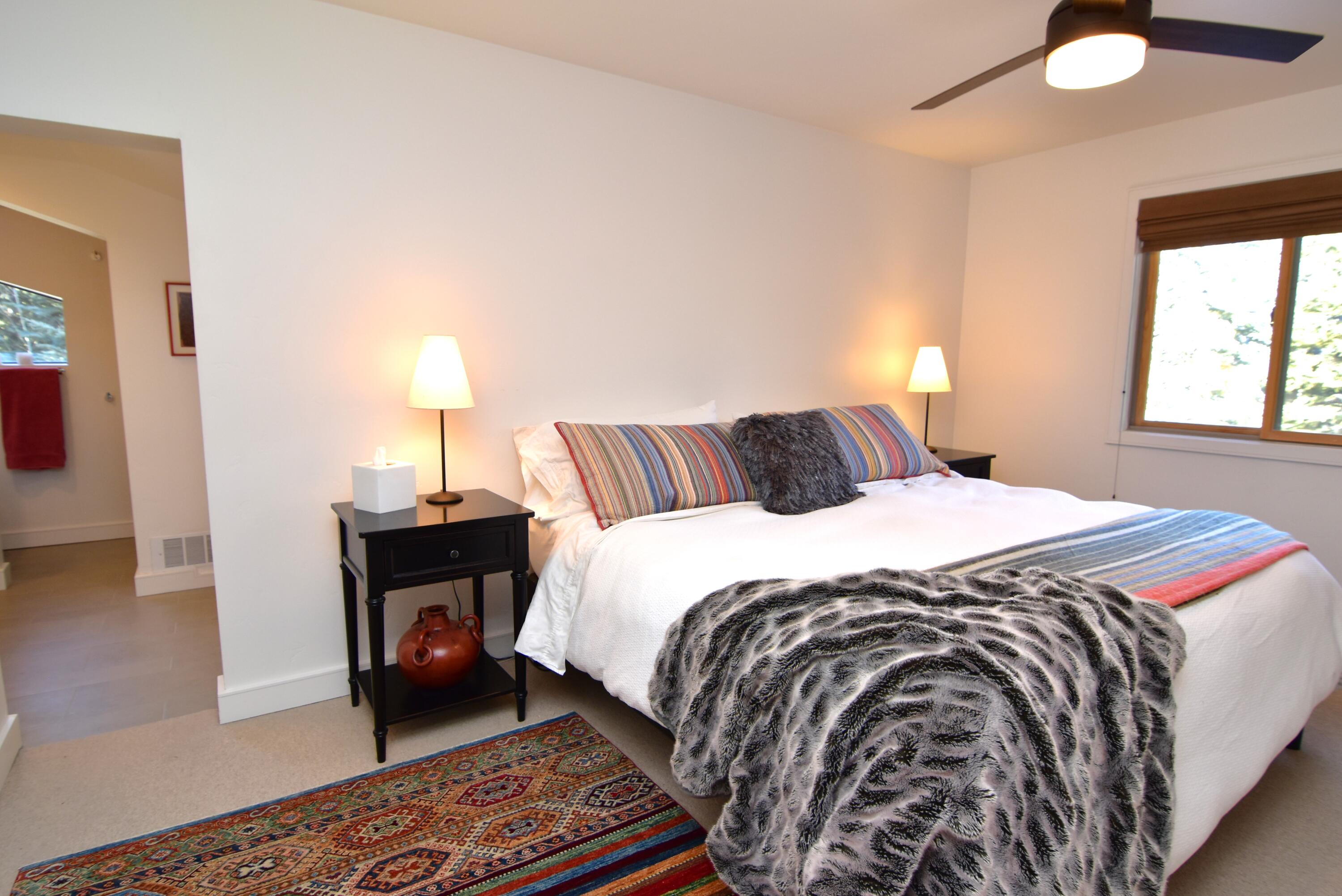 100 Pinewood Lane, Unit 100 Ketchum, ID 83340 - Photo 7 of 16 Primary Bedroom