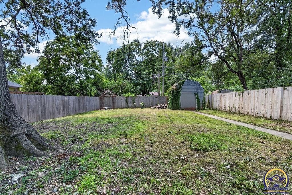 3115 Southwest 11th Street Topeka, KS 66604 - Photo 41 of 44