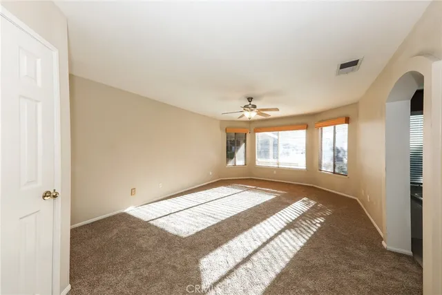 $925,000 | 620 Walnut Circle, Corona, CA 92881