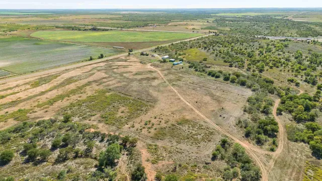 $1,120,000 | Quail Haven, Childress, TX 79201