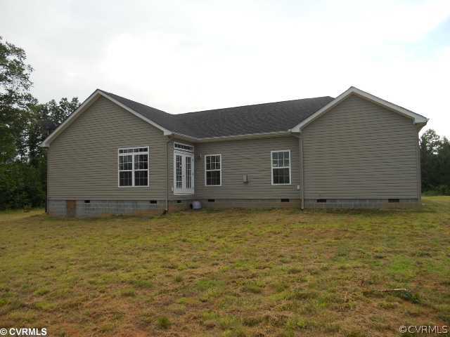 898 New Anna Road Mineral, VA 23117 - Photo 2 of 6 Exterior Back