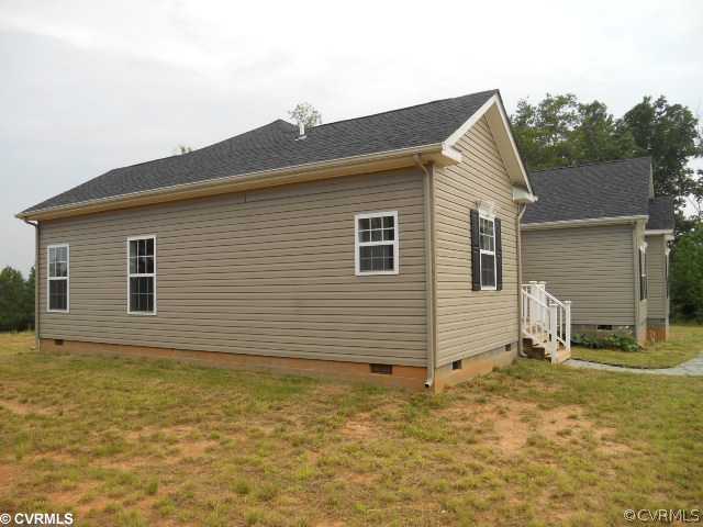 898 New Anna Road Mineral, VA 23117 - Photo 3 of 6 Facade/Exterior Front