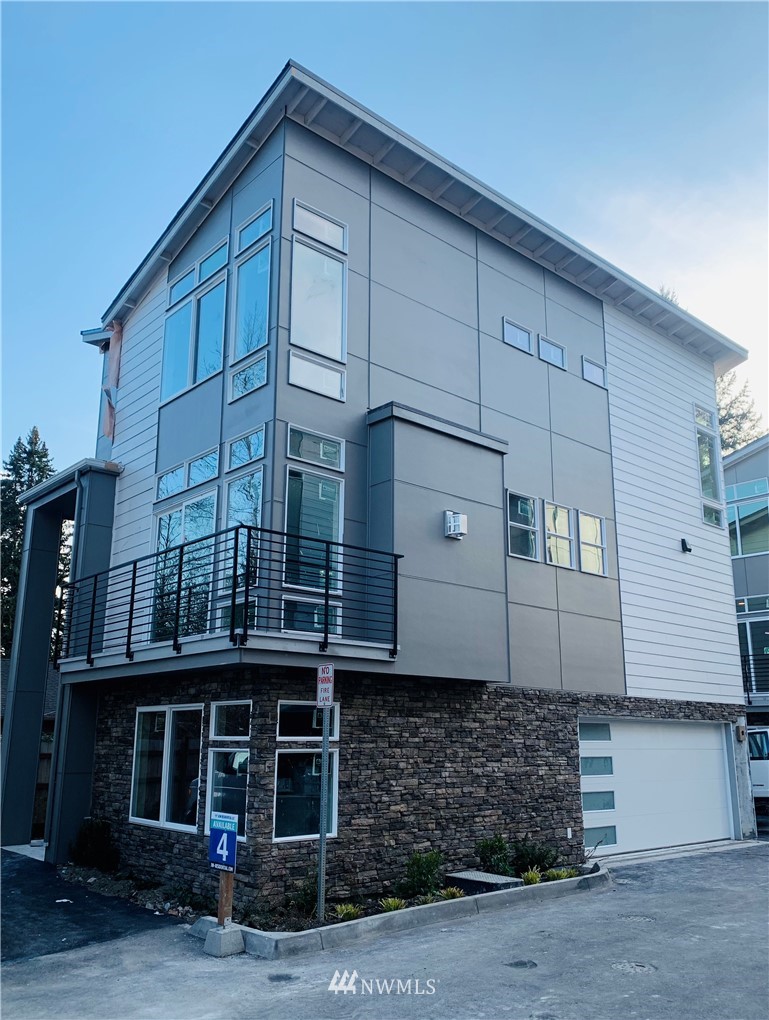 19237 100th Avenue Northeast Bothell, WA 98011 - Photo 1 of 6 Gallery Image 1