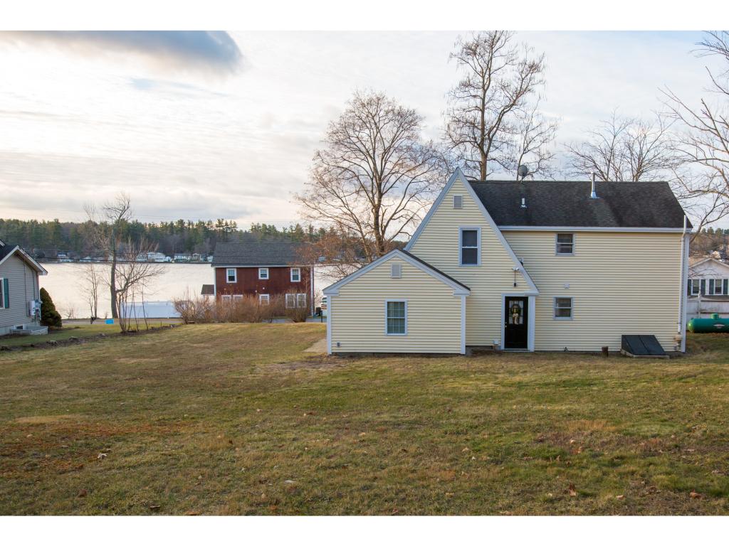 24 North Shore Road Derry, NH 03038 - Photo 28 of 34