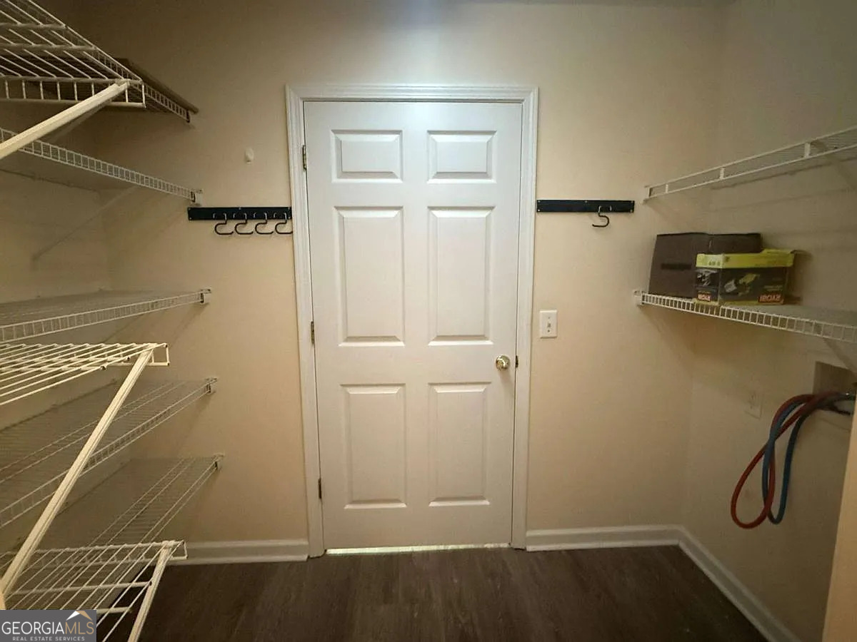 683 Grant Street, Unit I Clarkesville, GA 30523 - Photo 7 of 9