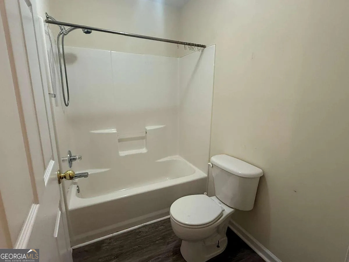 683 Grant Street, Unit I Clarkesville, GA 30523 - Photo 8 of 9